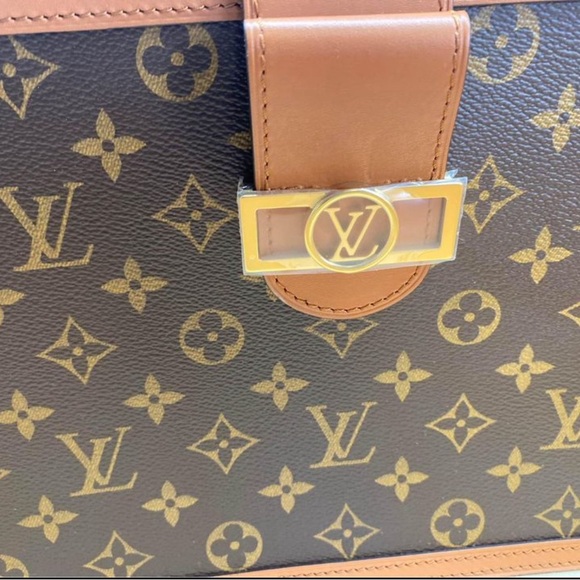 Limited Edition Monogram Giant Reverse Toiletry 26 - Picture 2 of 8